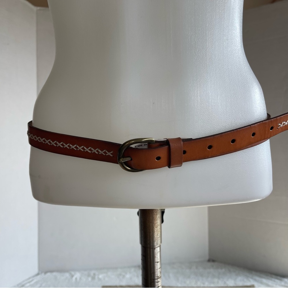 Fossil Women’s Size Medium Tan Leather Belt with Stitching